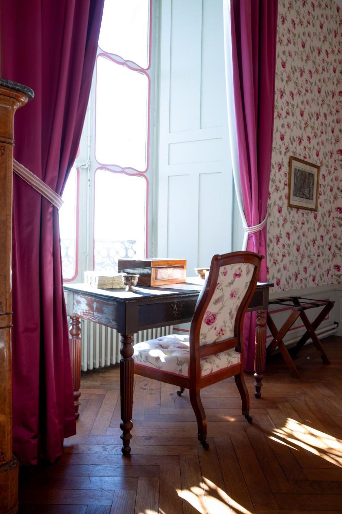 Chateau De Montmirail Montmirail  Rum bild